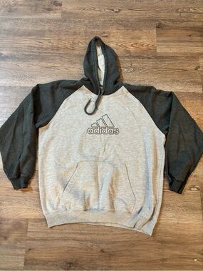 Adidas Men’s Two-Tone Gray Hooded Sweatshirt size XL